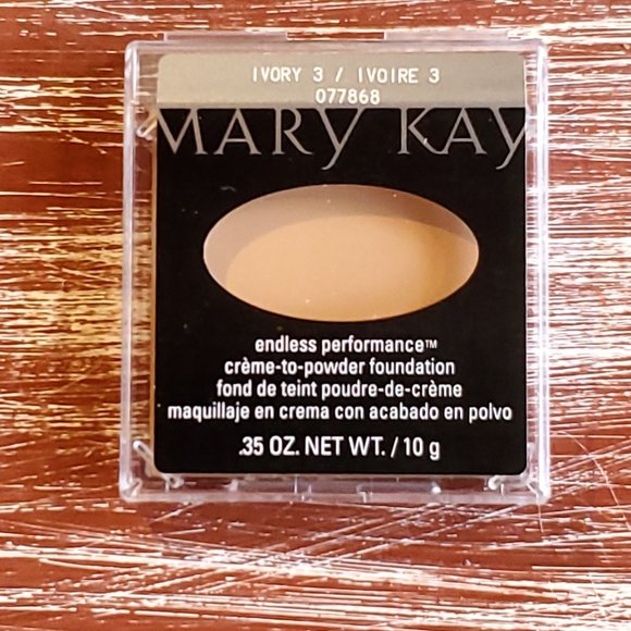 Ivory 3 - Endless Performance Creme-to-Powder Foundation - Mary Kay - Picture 1 of 5
